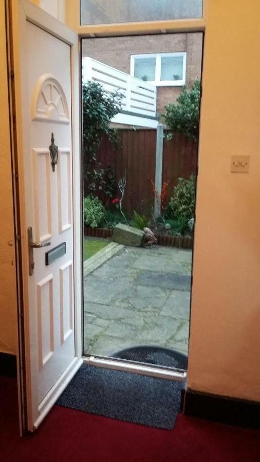 The Coach House Apartment Lytham St Annes Bagian luar foto